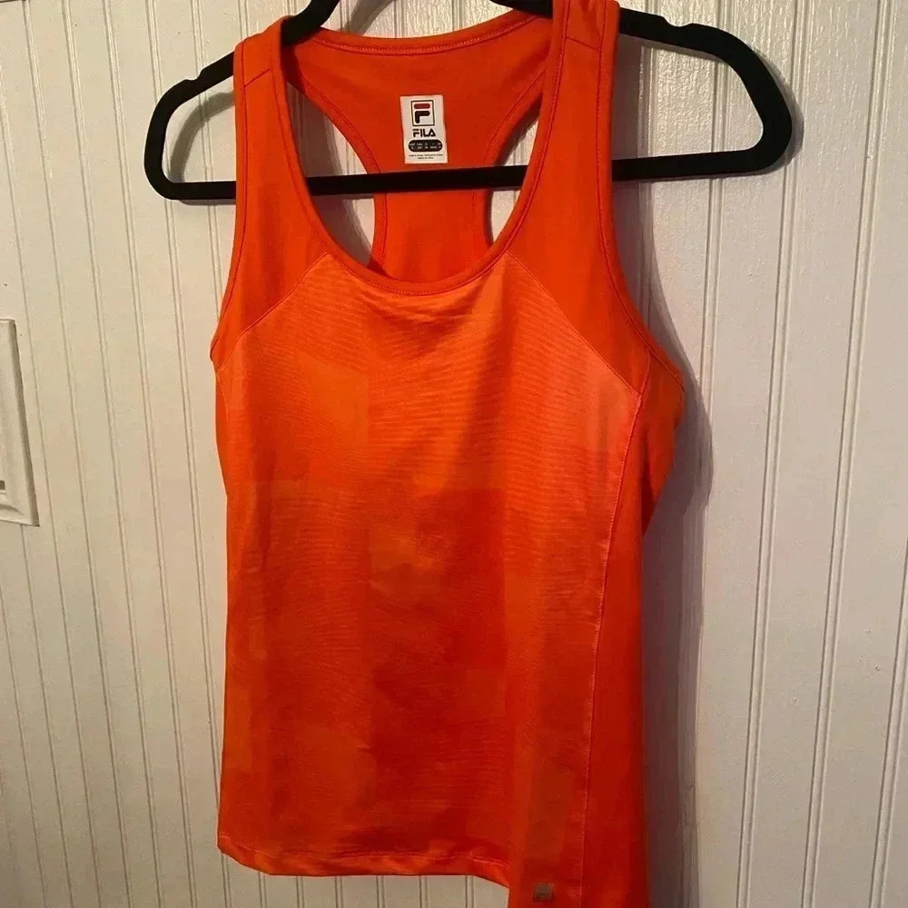 Nwot Fila workout top